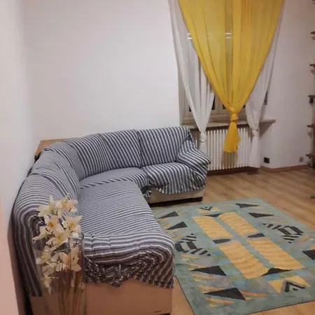 Apartment Comodo *